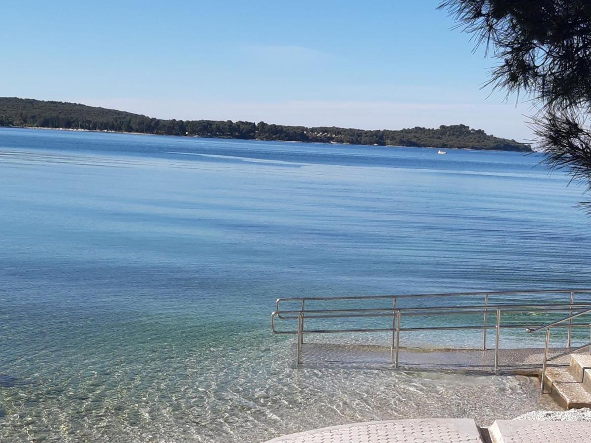 Adriatic Apartments Nada Фажана Экстерьер фото