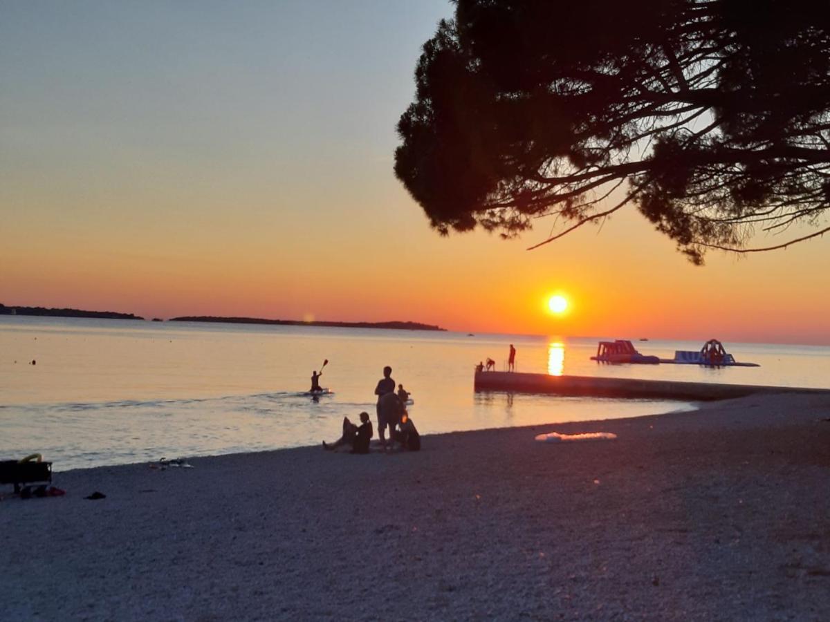 Adriatic Apartments Nada Фажана Экстерьер фото