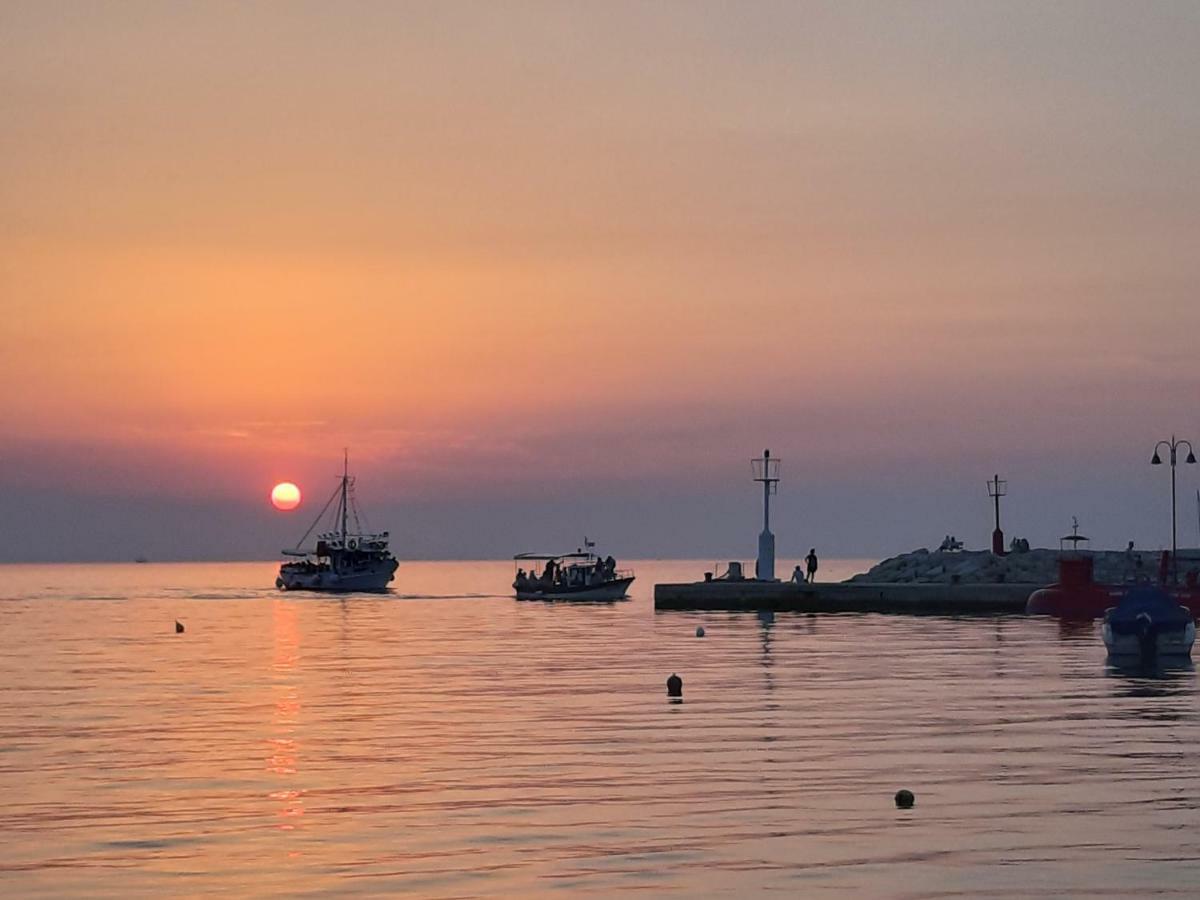 Adriatic Apartments Nada Фажана Экстерьер фото